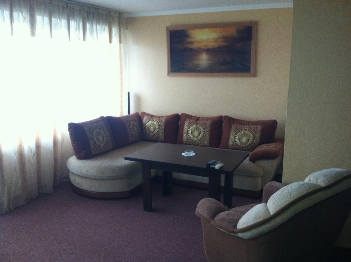 Hotel Prietenia Bender Quarto foto