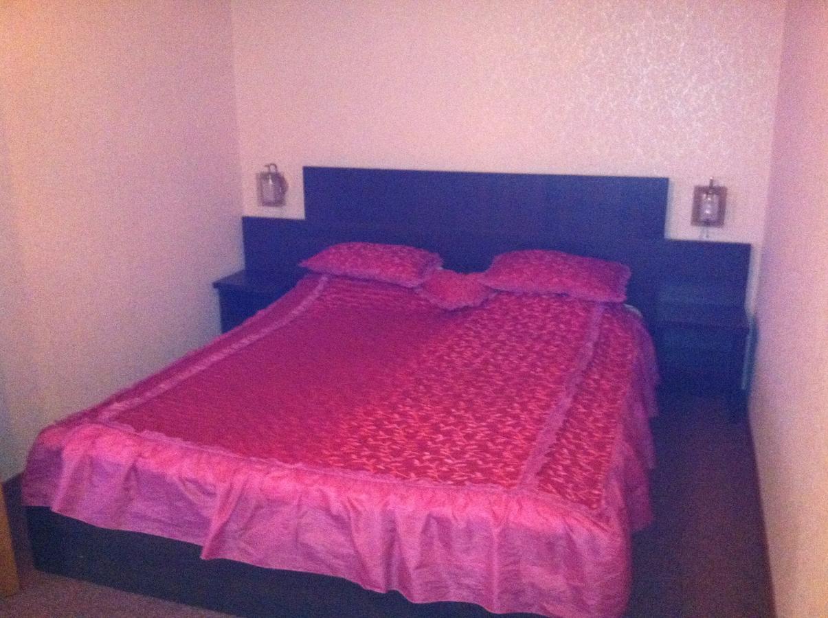 Hotel Prietenia Bender Quarto foto